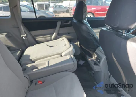 2011 Toyota Highlander Base V6 из США, поврежденный, VIN 5TDBK3EH4BS045865